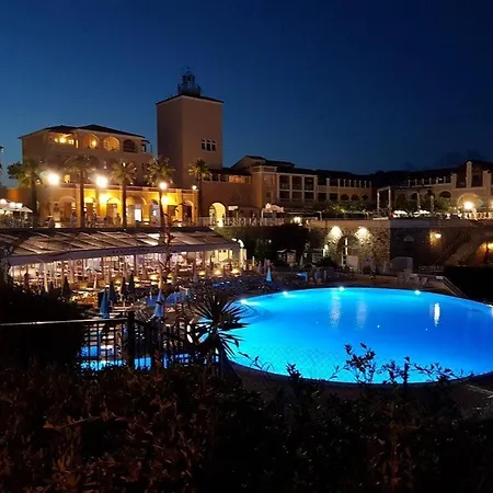 Un Coin De Paradis A Cap Esterel Lägenhet *